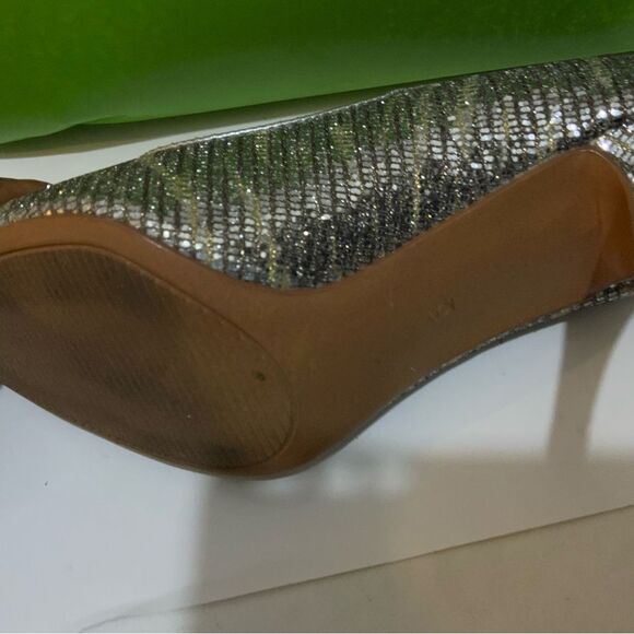 Kelly And Katie Gold/Silver KK Meris women’s size 6 - Picture 9 of 13